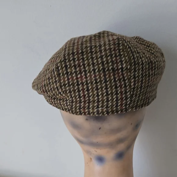 Brown Plaid Newsboy Cap & Brown Sun Glasses Duo - Picture 3 of 13